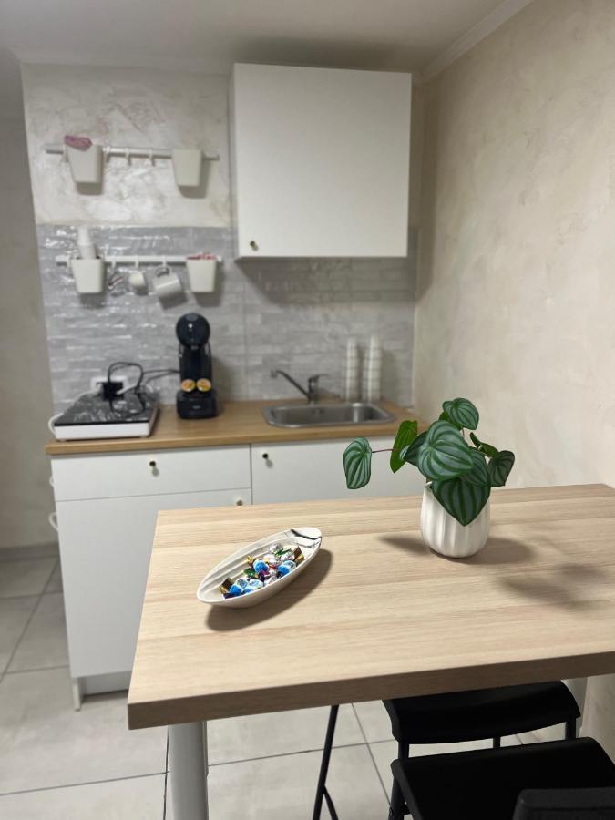 Maison Sabale' Lägenhet Neapel Exteriör bild
