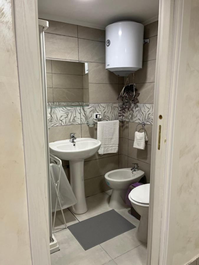 Maison Sabale' Lägenhet Neapel Exteriör bild